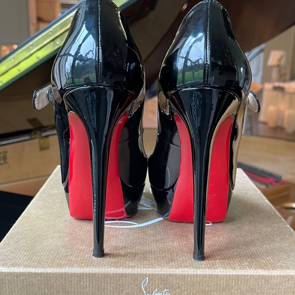 Christian Louboutin Bana Black Patent Peep Toe - Picture 11 of 12